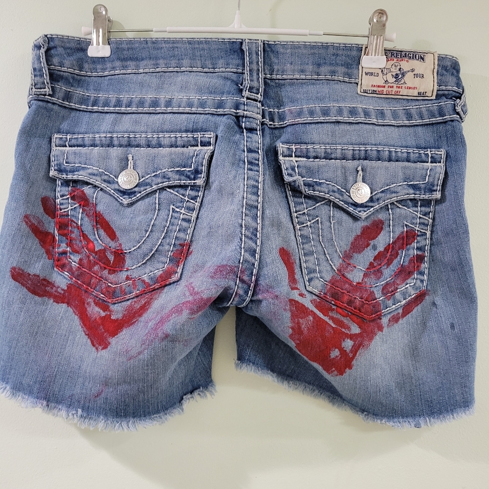 🎀Clearance🎀 Upcycled True Religion Denim Jean Shorts. 29